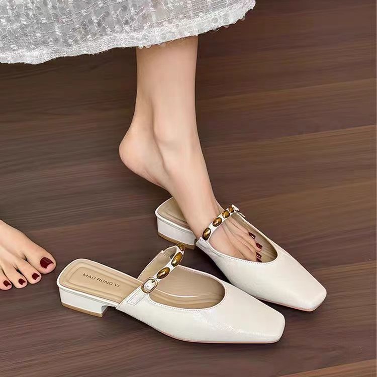 Elegante Damen-Mules mit eckiger Zehenpartie und niedrigem Blockabsatz 4