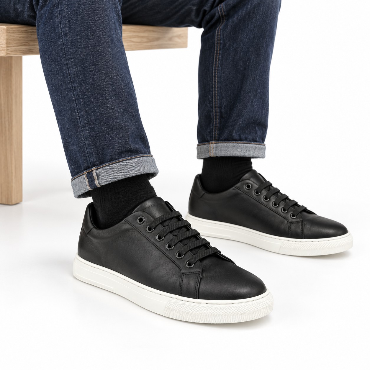 Unisex Full-Grain Leather Low-Top Lace-Up Casual Shoes 4