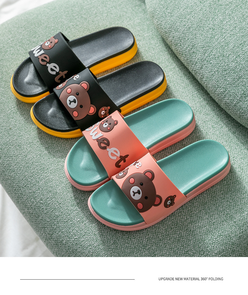 Women's Lightweight Non-Slip Cartoon Print Slide Slippers detail 1