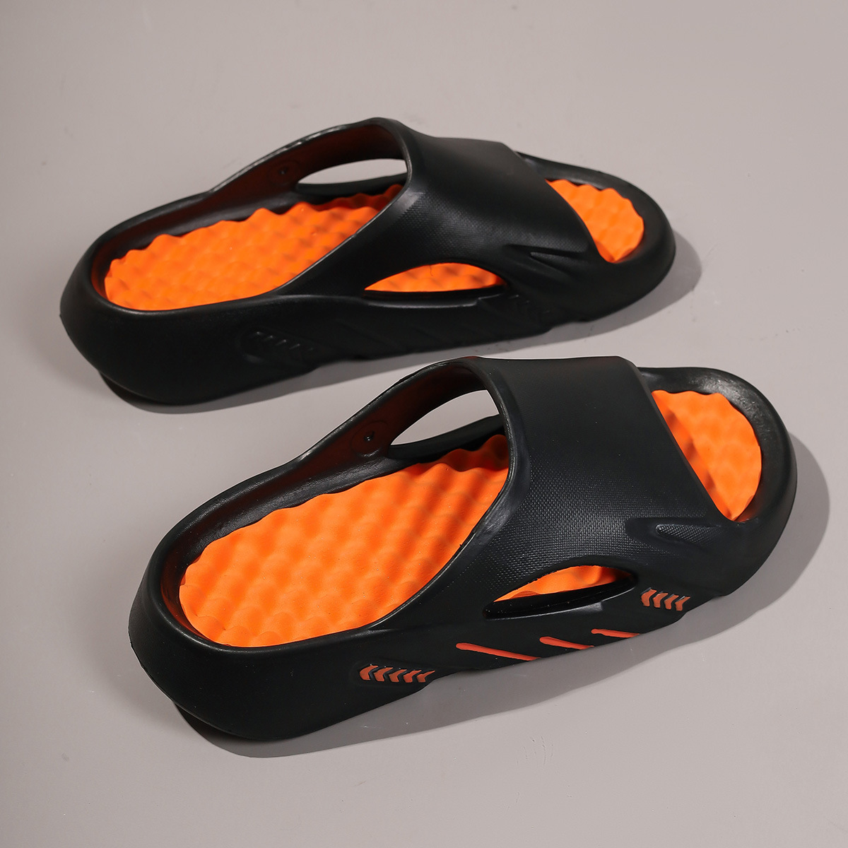 Pantofole unisex imbottite e leggere in EVA a punta aperta detail 13