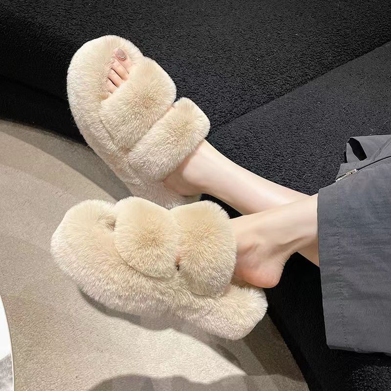 Chaussons douillets en peluche à bout ouvert pour femme 5