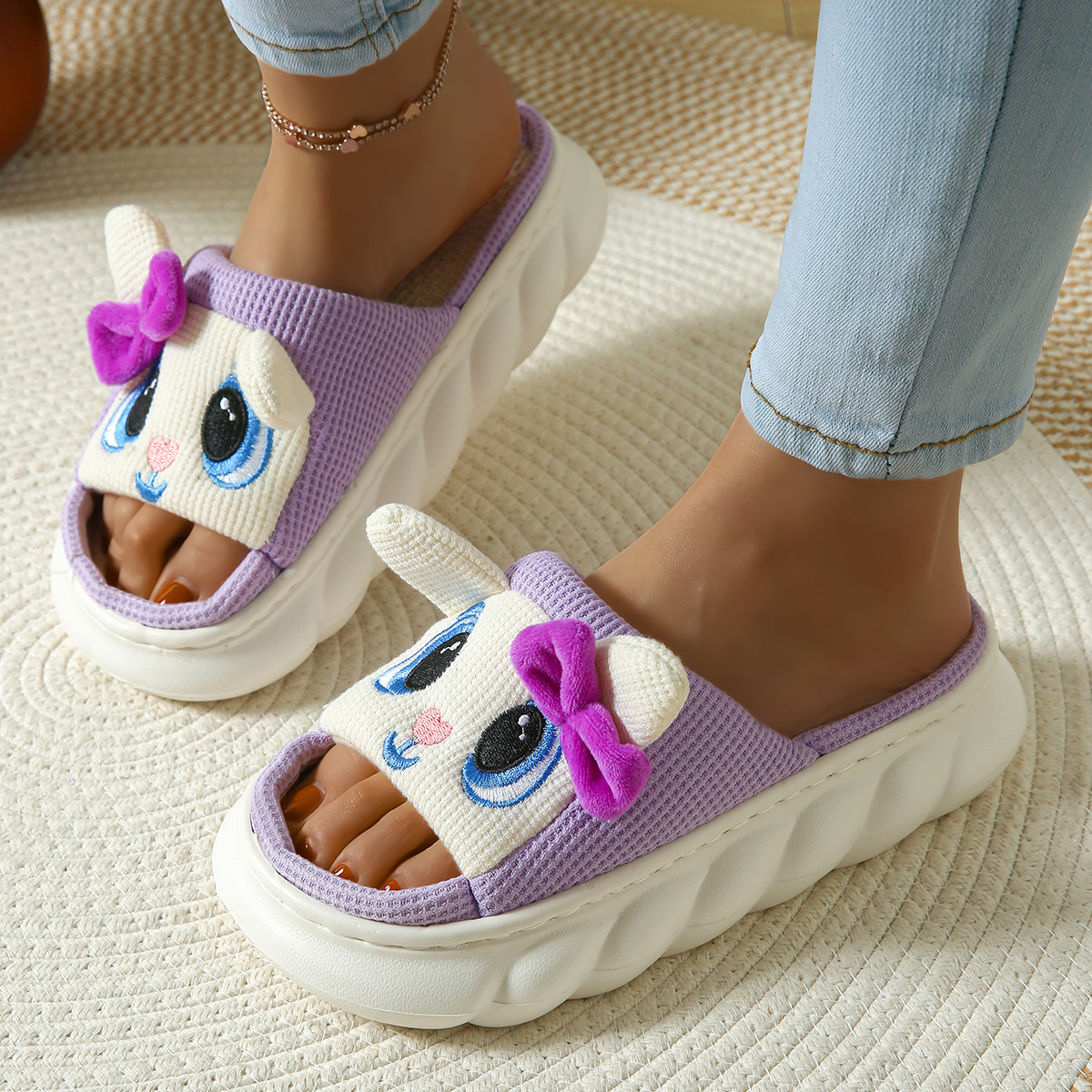 Chaussons claquettes compensés respirants en lin pour femme detail 11
