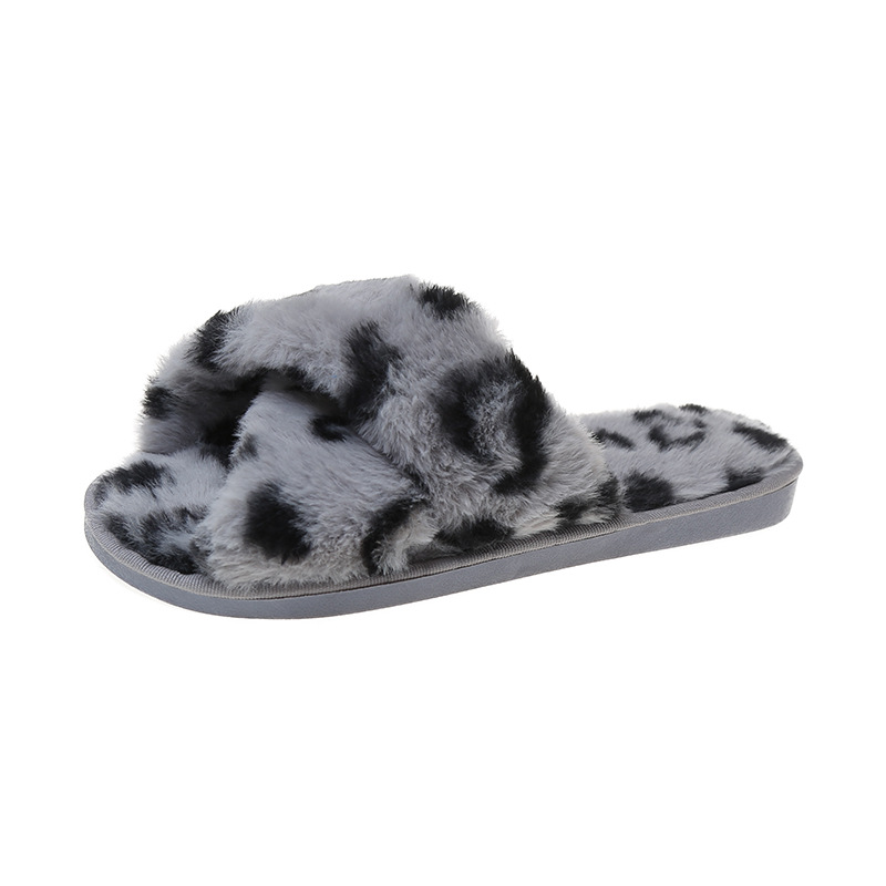 Pantofole aperte in morbido peluche da donna detail 19