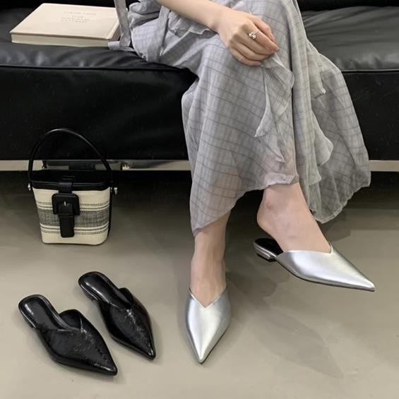 Chaussures plates élégantes à bout pointu sans lacets pour femme 2