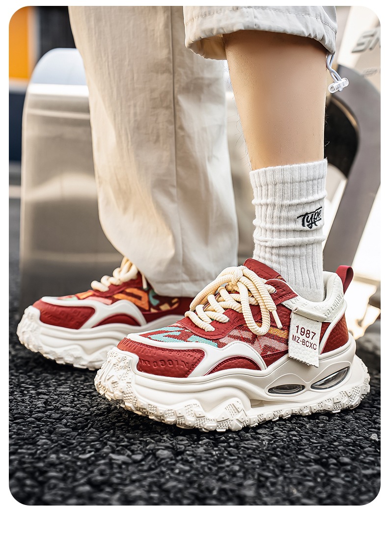 Gedämpfte Plateau-Freizeitschuhe für Herren mit Schnürung detail 3