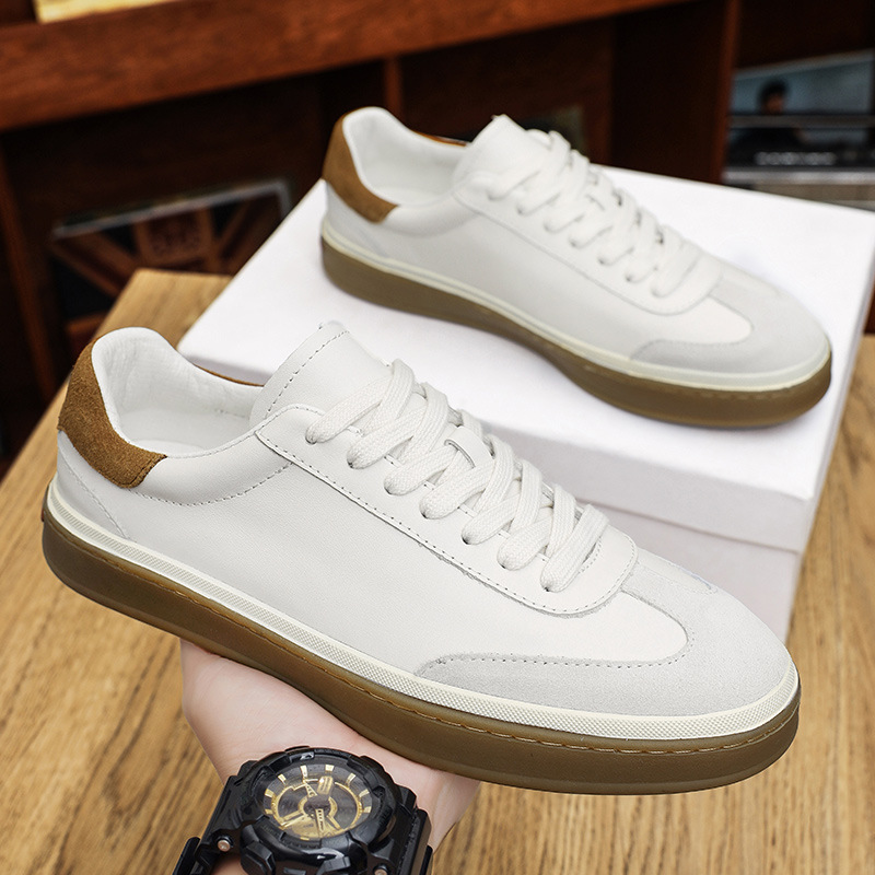 Herren-Freizeitschuhe aus Leder – Flacher Schnitt mit Schnürung