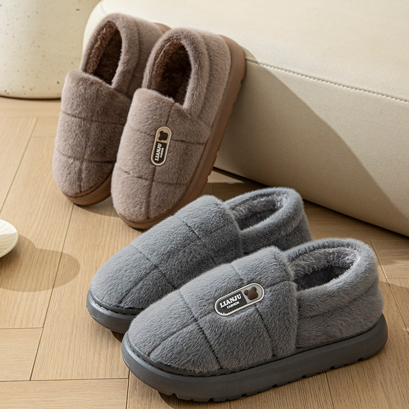 Chaussons d'intérieur chauds en peluche à enfiler unisexes detail 8