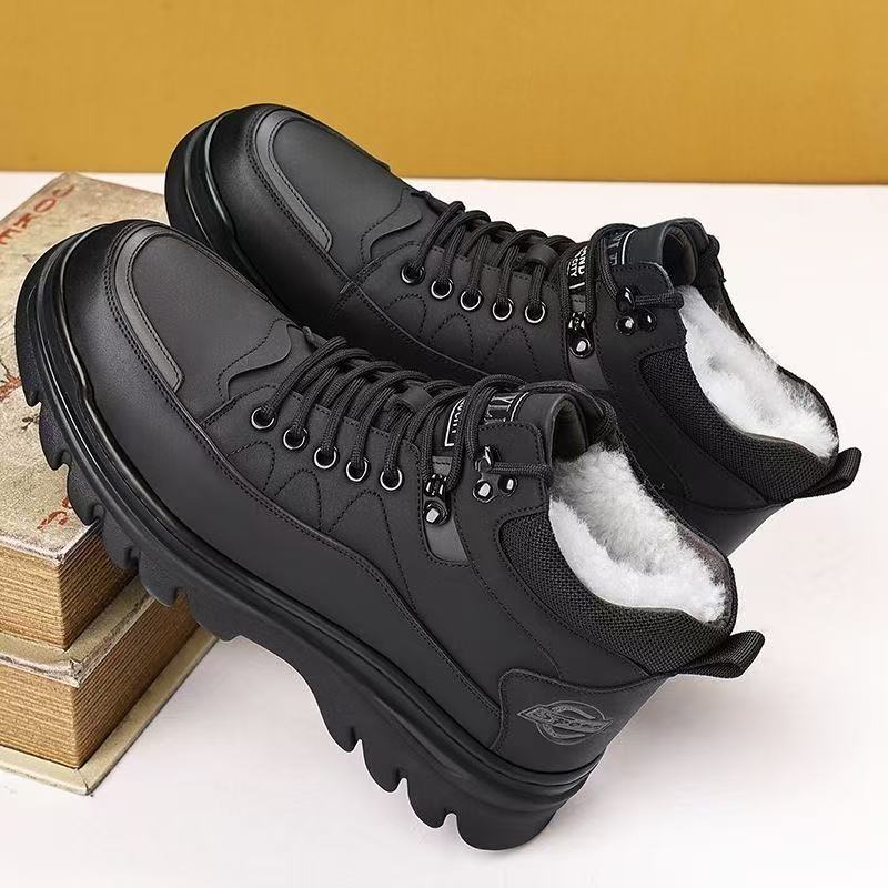 Stivali outdoor antiscivolo da uomo in pelle PU detail 1