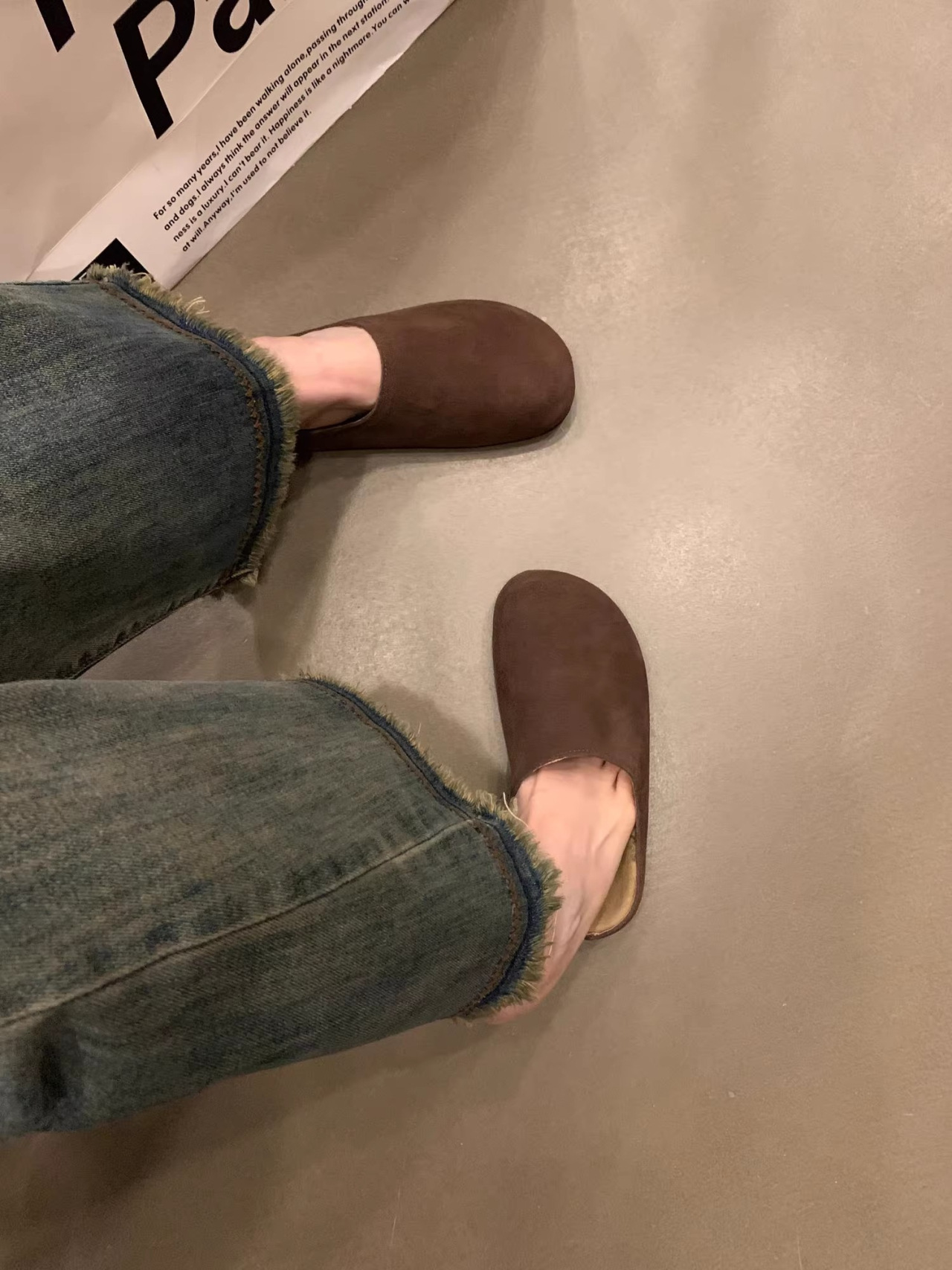 Casual platte damespantoffels van suède met ronde neus detail 5