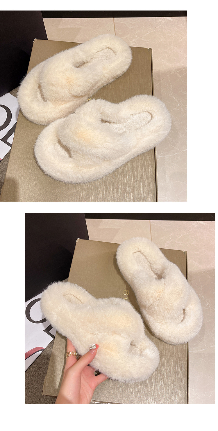 Pantofole da donna in morbido peluche con punta aperta detail 12