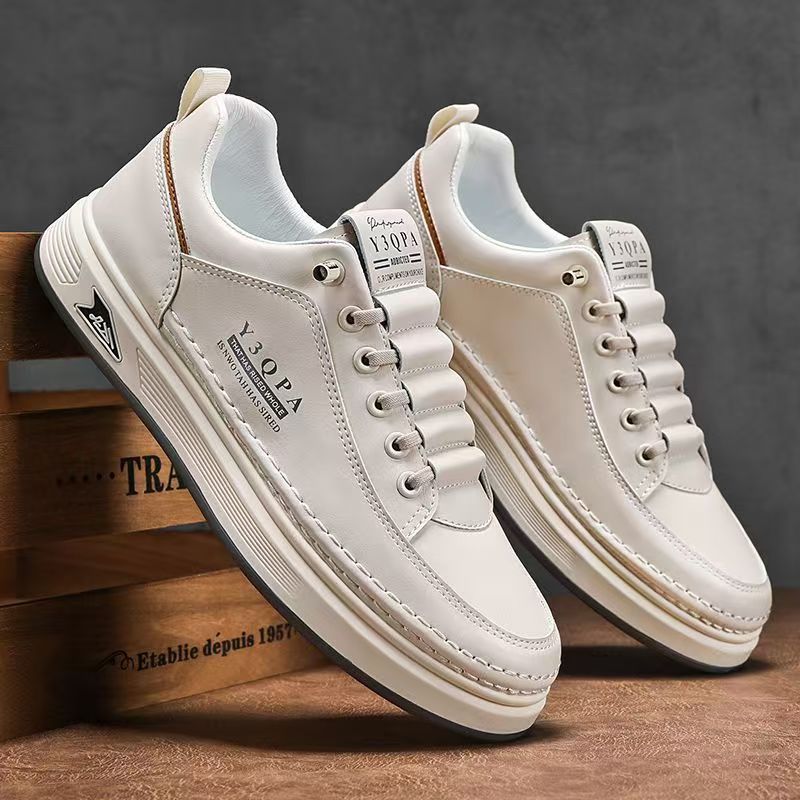 Atmungsaktive, gedämpfte Low-Top Walkingsneaker für Herren detail 17