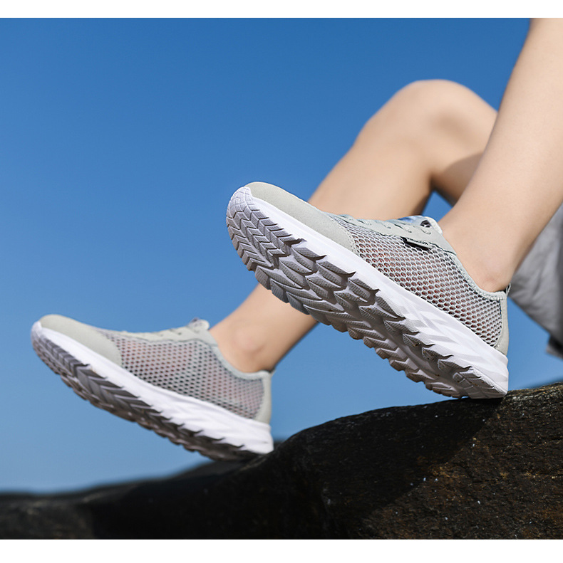 Men's Breathable Mesh Lightweight Casual Shoes detail 1