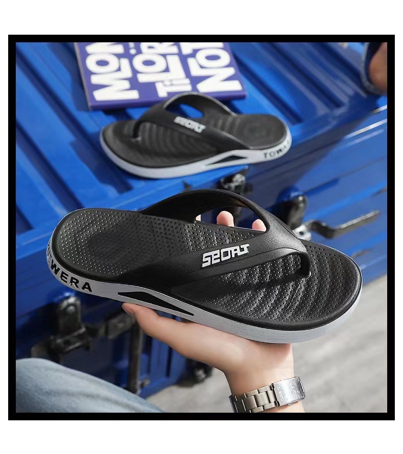 Men's Sporty Non-Slip Cushioned Beach Flip-Flops detail 1
