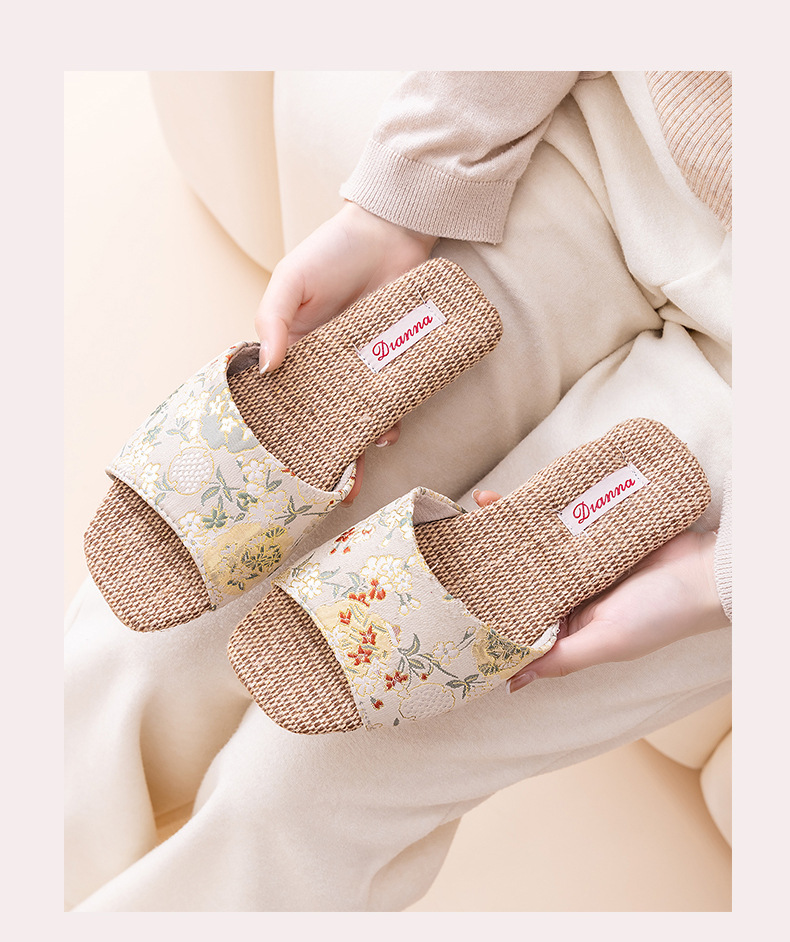 Pantofole da donna traspiranti in lino a motivi floreali detail 2