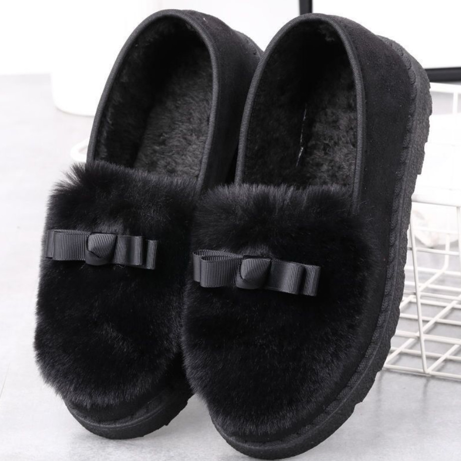 Furry shoes black