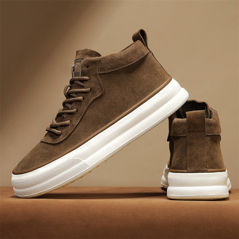 Herren-Freizeitschuhe aus Wildleder mit Schnürung und Plateau detail 10