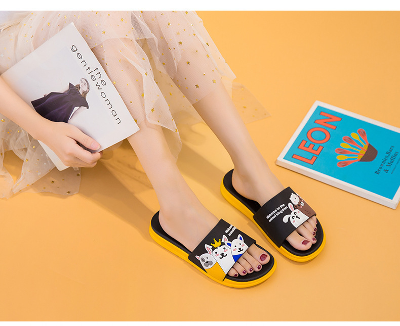 Women's Lightweight Non-Slip Cartoon Print Slide Slippers detail 18