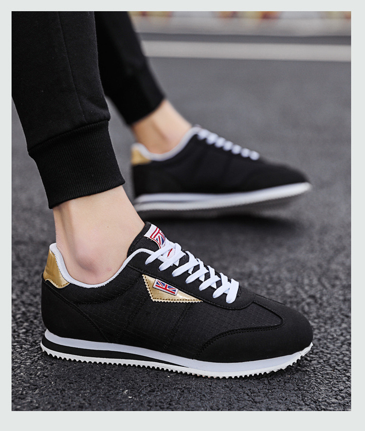 Atmungsaktive, leichte Schnür-Sneaker für Herren im Retro-Look detail 16