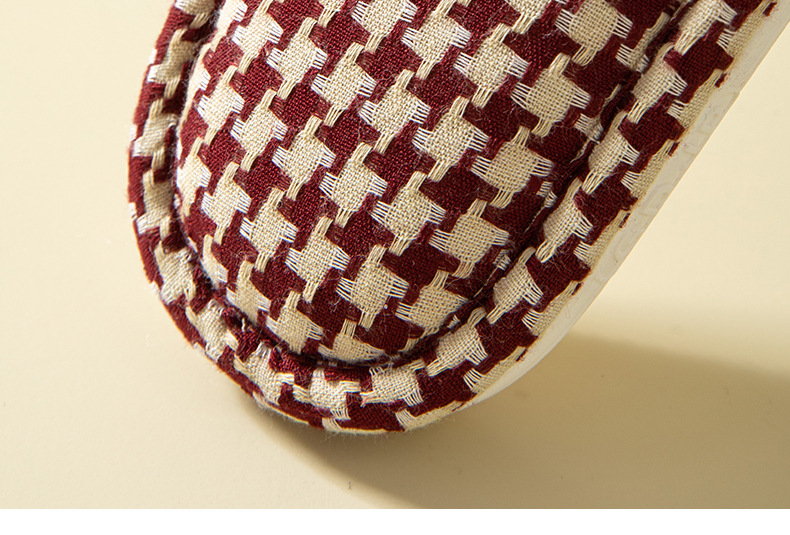 Women's Breathable Plaid Open-Toe Slippers detail 1