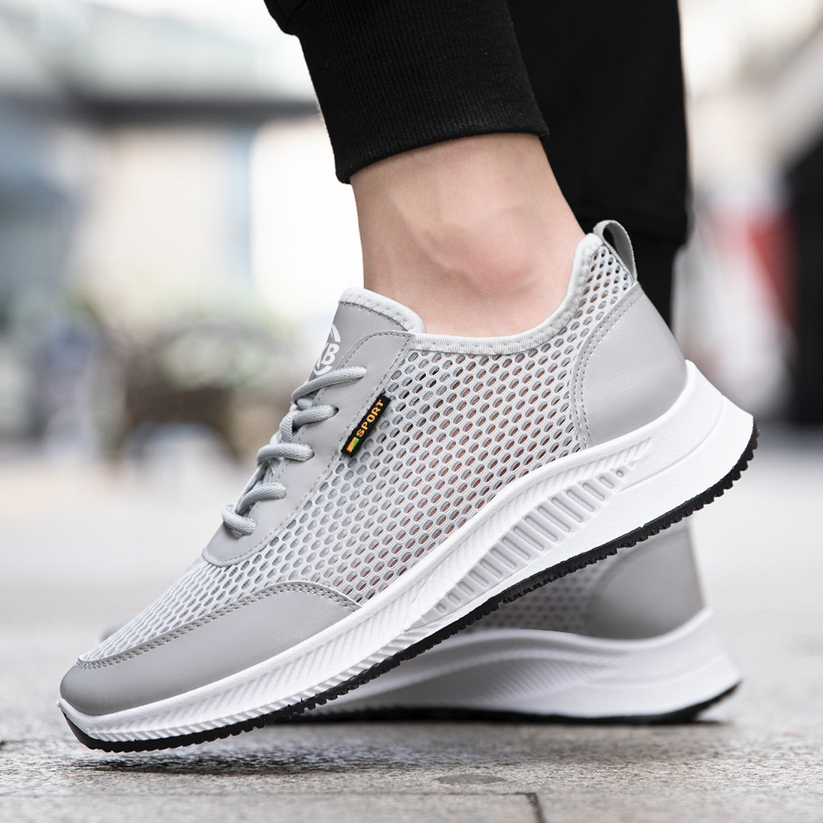 Atmungsaktive & leichte Freizeitschuhe für Herren aus Mesh 5