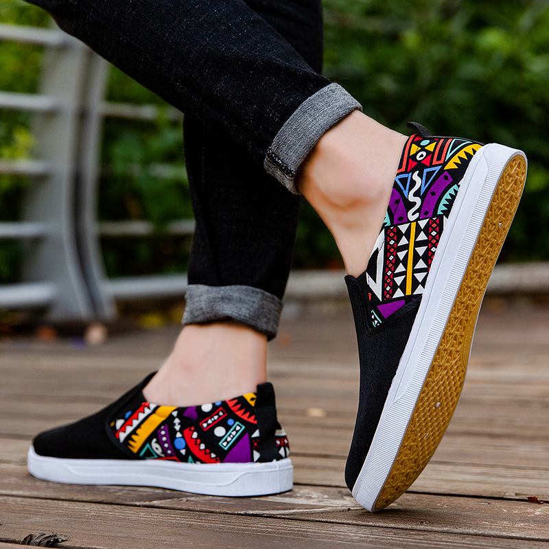 Men's Lightweight Breathable Ethnic Print Canvas Casual Shoes detail 4