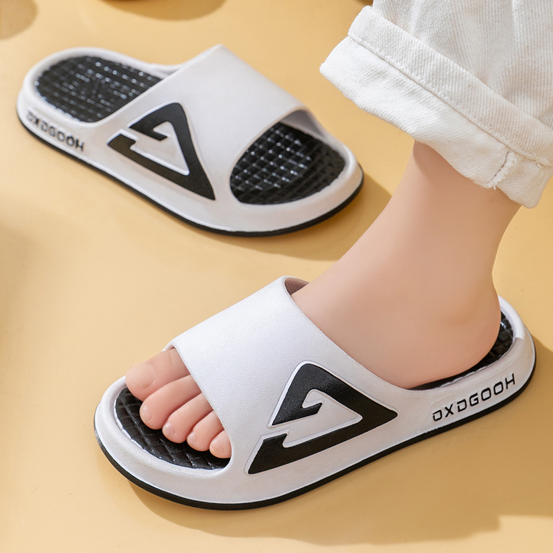 Unisex Leichte Schnelltrocknende Badelatschen & Hausschuhe 5
