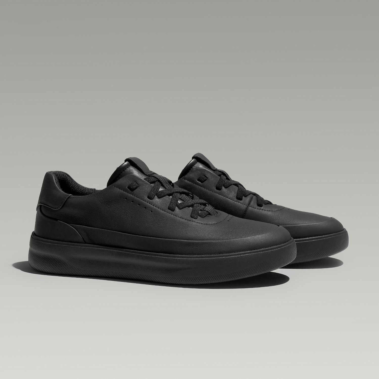 Unisex Minimalistische Freizeitschuhe aus PU-Leder mit Schnürung 3
