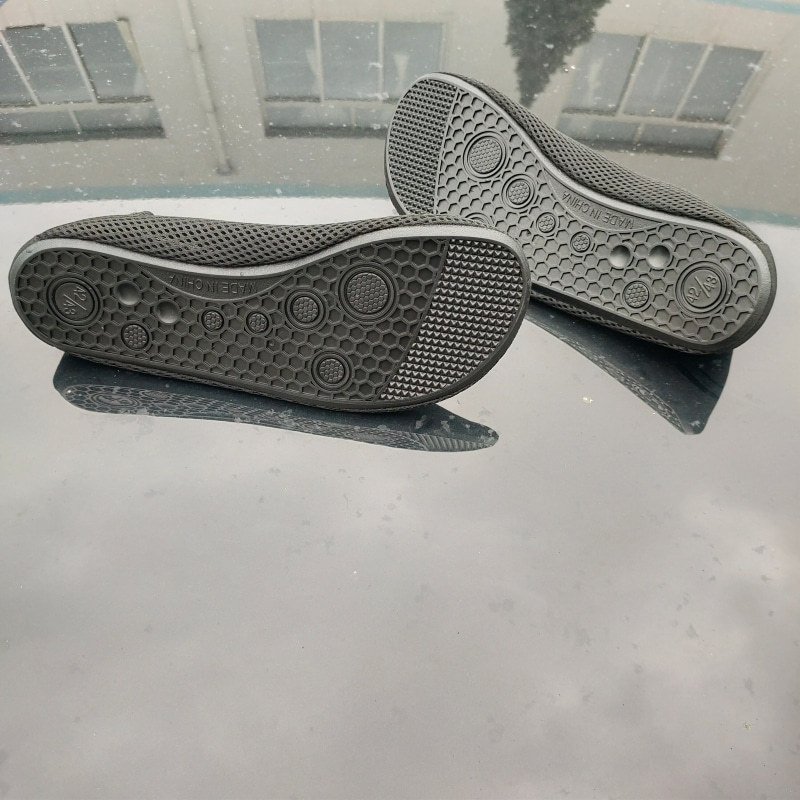 Unisex Breathable Lightweight Slip-On Casual Shoes detail 4
