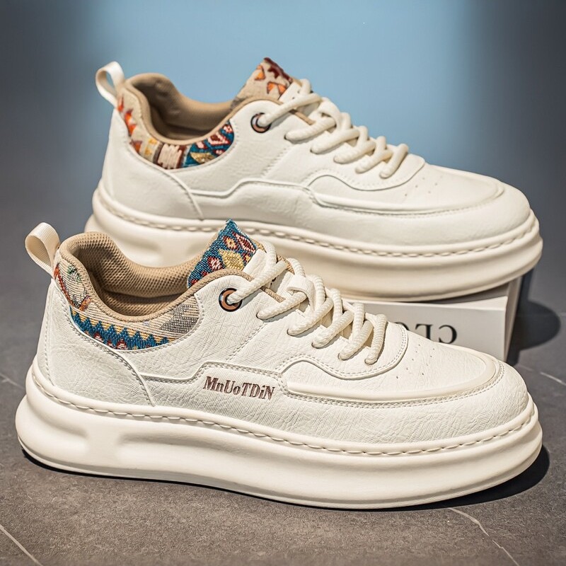 Herren-Freizeitschuhe mit Schnürung und Plateausohle