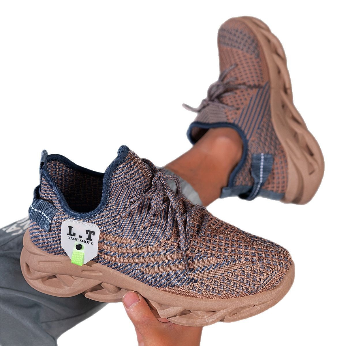 Men's Breathable Knit Cushioned Running Shoes 6