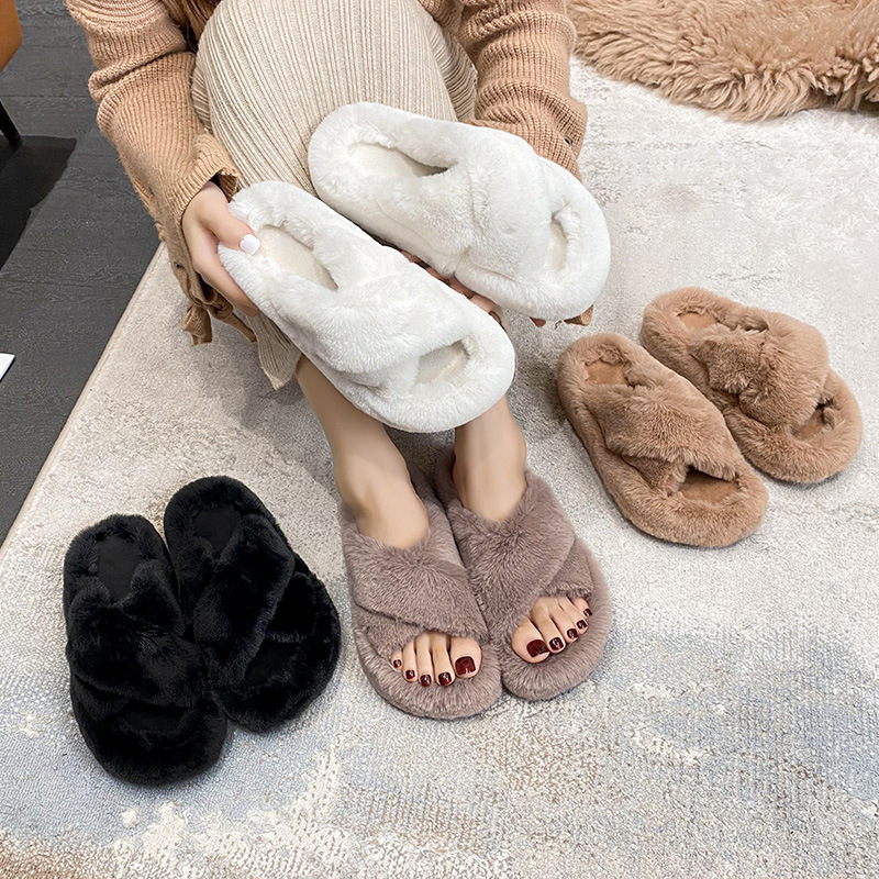 Women's Cozy Plush Cross-Band Open-Toe Slippers