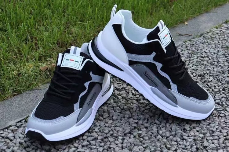 Men's Breathable Colorblock Lace-Up Sneakers detail 10