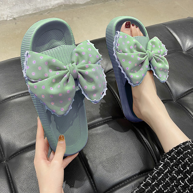 4.0 Green-Green Polka Dots