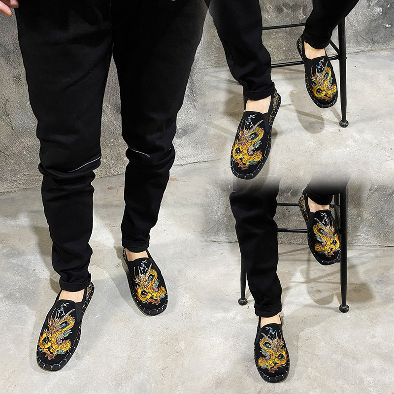Men's Breathable Embroidered Slip-On Casual Shoes detail 16