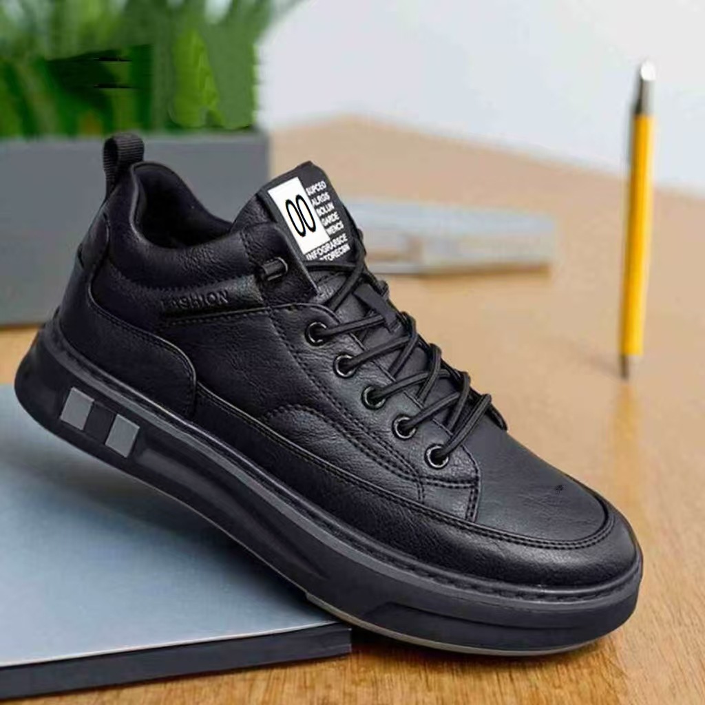 Rutschfeste Herren-Freizeitschuhe zum Schnüren, Mid-Top detail 14