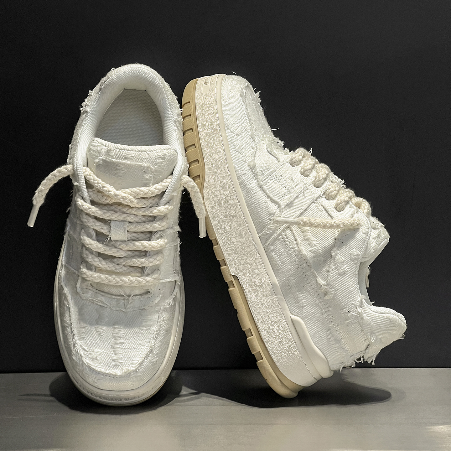 Unisex Plateau-Freizeitschuhe im Distressed-Look mit Schnürung 3