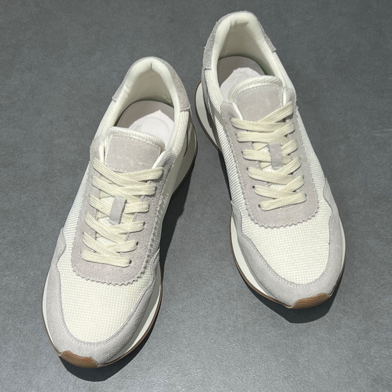 Atmungsaktive Unisex-Sneaker aus Wildleder mit Schnürung 4
