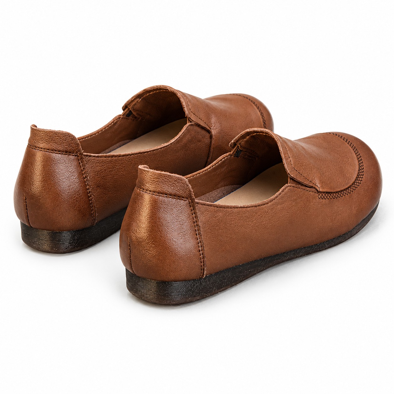 Women's Full-Grain Leather Moc-Toe Slip-On Flats 6