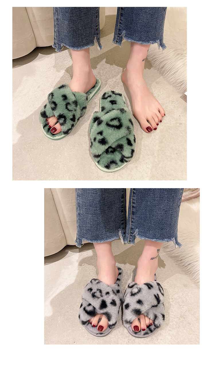 Pantofole aperte in morbido peluche da donna detail 2